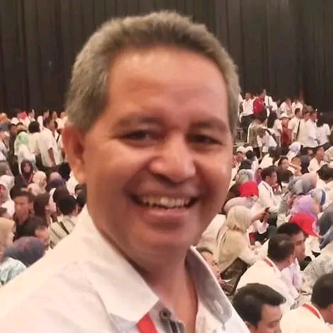 MEMILIH MEJA PERUNDINGAN ATAU MENU