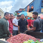 Pantau Paris Ruteng, Bupati Hery Nabit Pastikan Stok Aman dan Harga Bapok Stabil Jelang Lebaran dan Paskah
