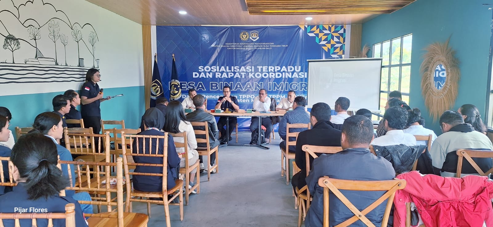 Tekan Angka TPPO dari Desa, Imigrasi Labuan Bajo Gelar Sosialisasi Terpadu di Ruteng