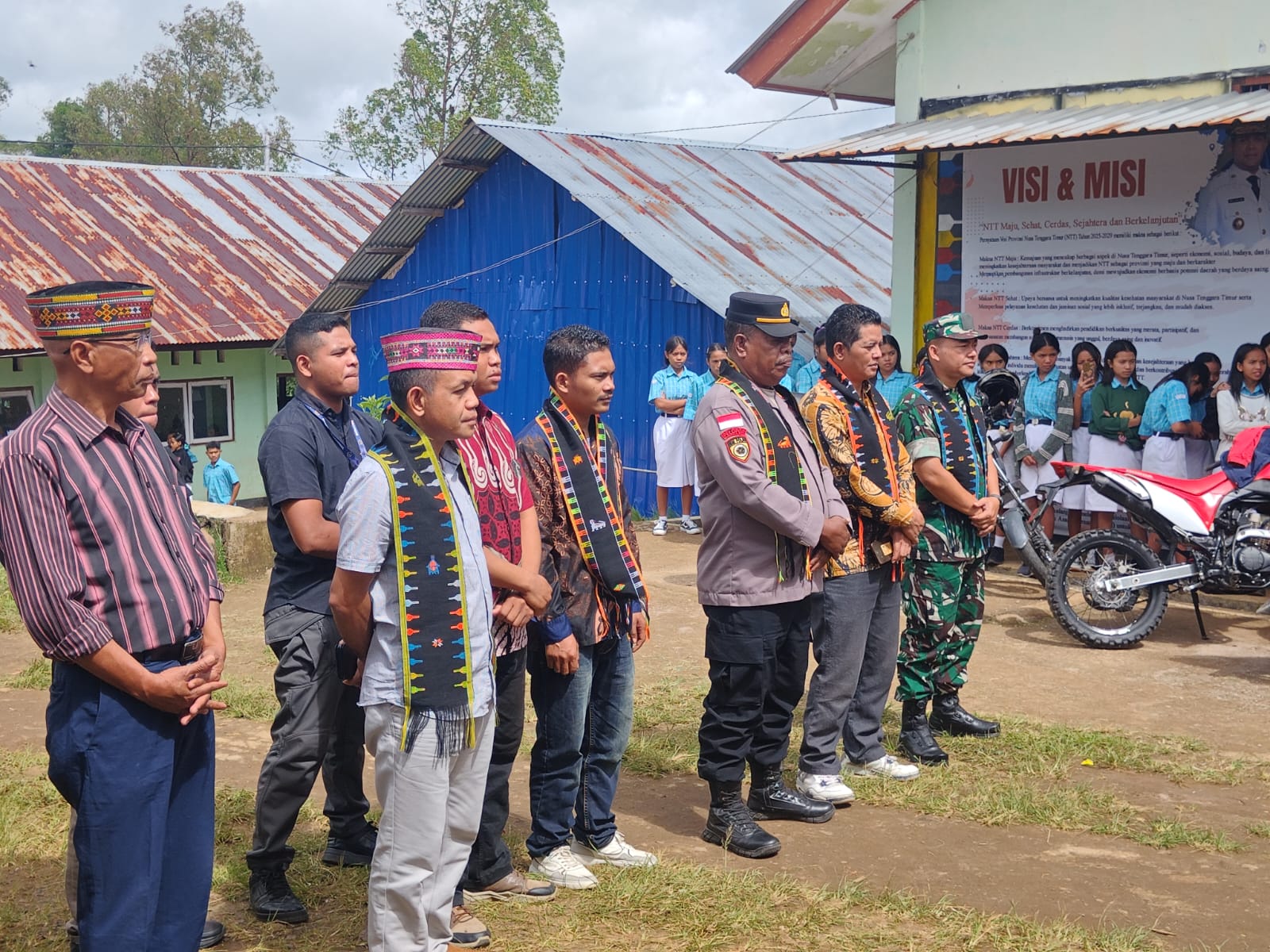 Perkuat Gizi Pelajar, SPPG Mawar Kencana Abadi Resmi Diluncurkan di SMAN 2 Purang