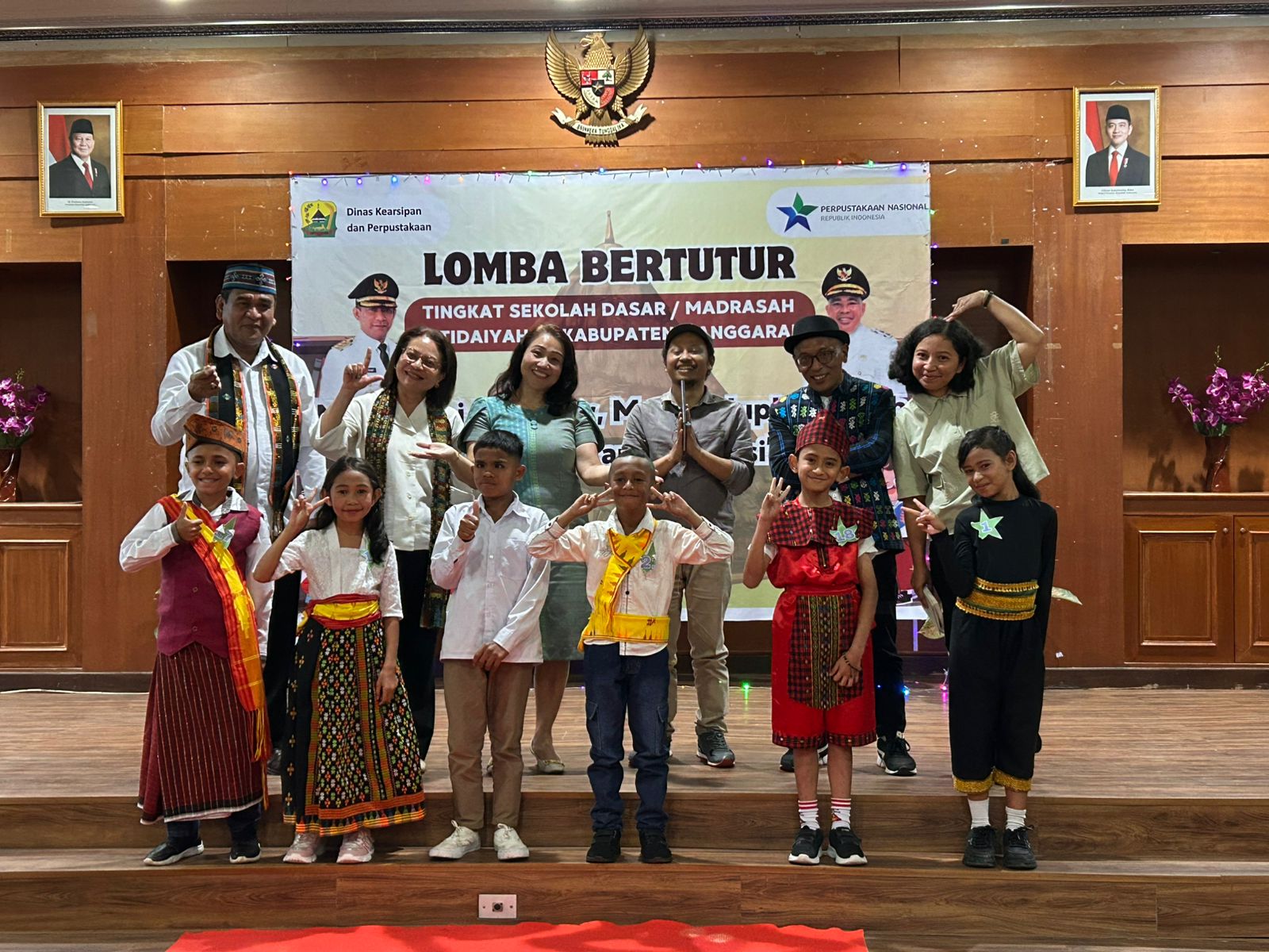 Panggung Milik Mereka! 50 Siswa SD ‘Sihir’ Penonton di Lomba Bertutur Manggarai