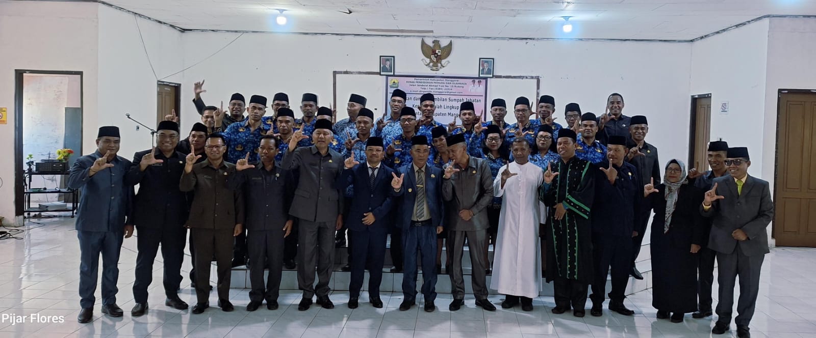 Lantik 19 Kepala SMP, Wabup Fabi Abu Ingatkan Transparansi Dana BOS dan Pendidikan Karakter