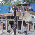 Pasca-Gempa M 7,7: 137 Rumah di Desa Kakor Rusak, Warga Dirikan Posko Darurat dan Krisis Air Bersih