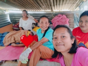 Aksi Heroik Bidan di Reok Manggarai, Bantu Ibu Hamil Melahirkan Anak Ke-6 di Tengah Hutan Pascagempa