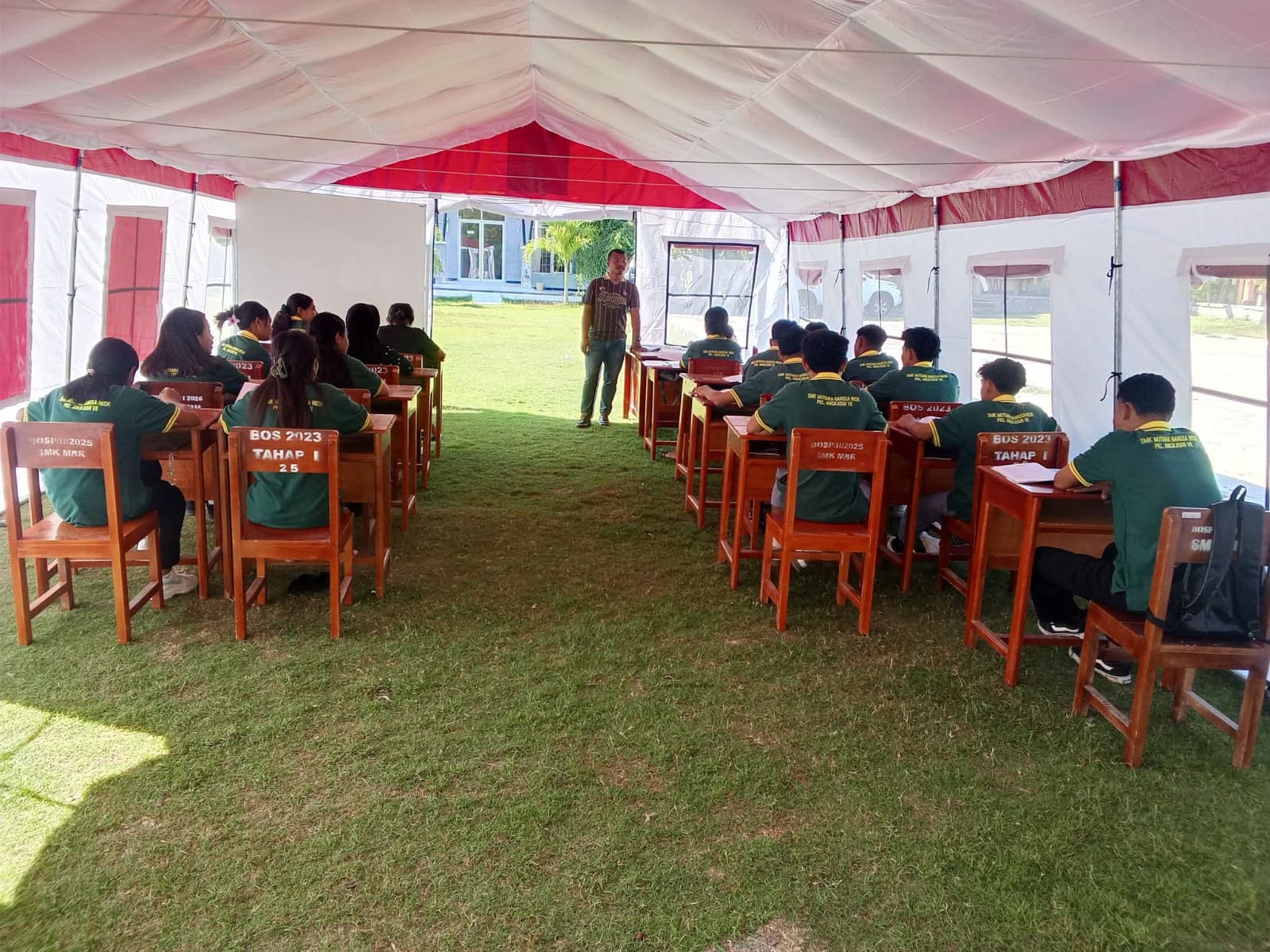 KBM Pascagempa Tetap Berjalan di Bawah Tenda Darurat, Kelas XII Fokus Persiapan TKA