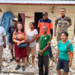 Ketua TP PKK Manggarai Tinjau Huntara Mandiri dan Salurkan Bantuan Donatur di Posko Wancang